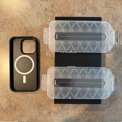 iPhone 15 Pro Screen Protectors + Case