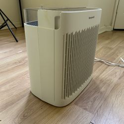 Honeywell InSight HEPA Air Purifier for Medium To Large Rooms