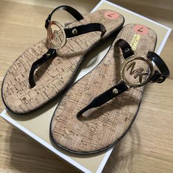 Michael Kors Black Sandals Size 7 Woman