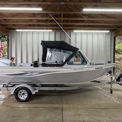 2017 SmokerCraft Phantom