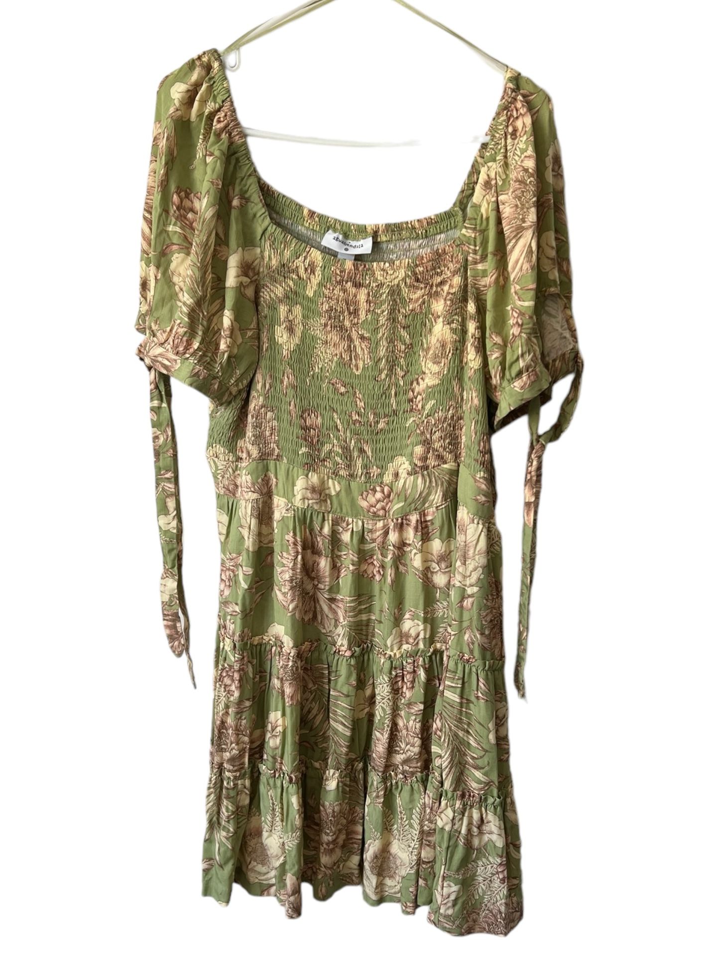 NWT Agua Bendita x Target Sleeve Romantic Floral Tile Puff Sleeve Dress Large Comes from a pet and smoke free home. Measurements are in the pictures