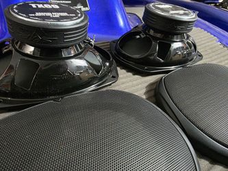 Brand  New  SKAR AUDIO TX69  (pair)