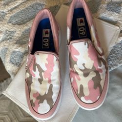Shoes for girls size 9 like new
