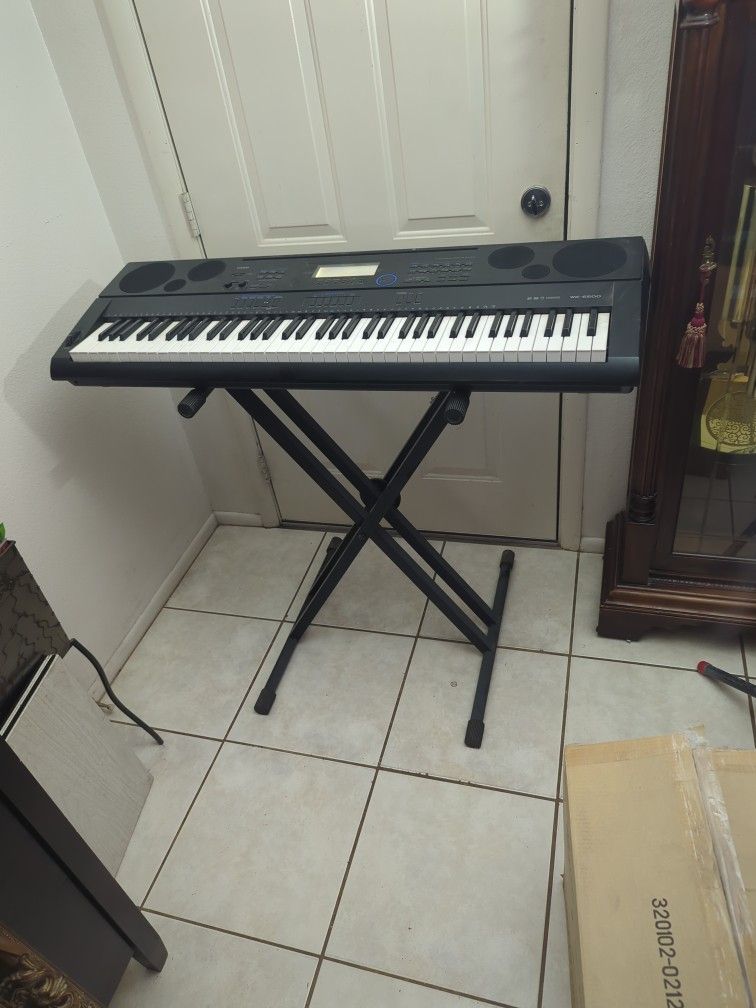 Casio Wk-6500 Keyboard With Stand