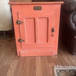 End Table Ice Chest 