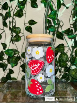 STRAWBERRIES AND FLOWERS 16oz GLASS CUPS!
