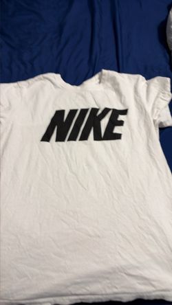 Nike Graphic T-Shirt White