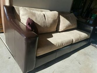 Living Room Furniture Set! Free Delivery