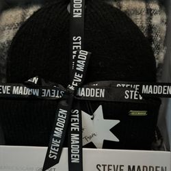 Steve Madden Hat And Scarf 