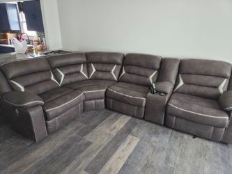 3 piece Recliner sectional couch