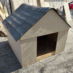 Dog Houses 