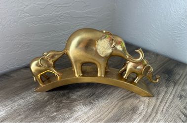 3 golden elephants decorative figurines