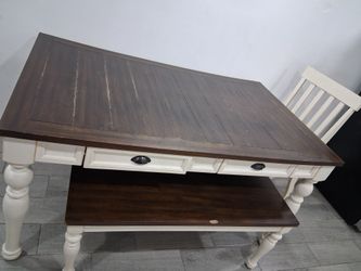 Kitchen table