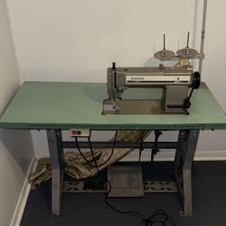 SINGER Sewing Machine 