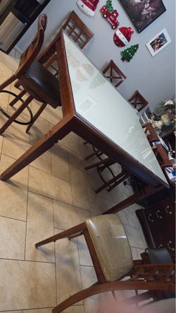 Dining table 8 chairs