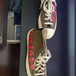 Converse ( Men Size 10)
