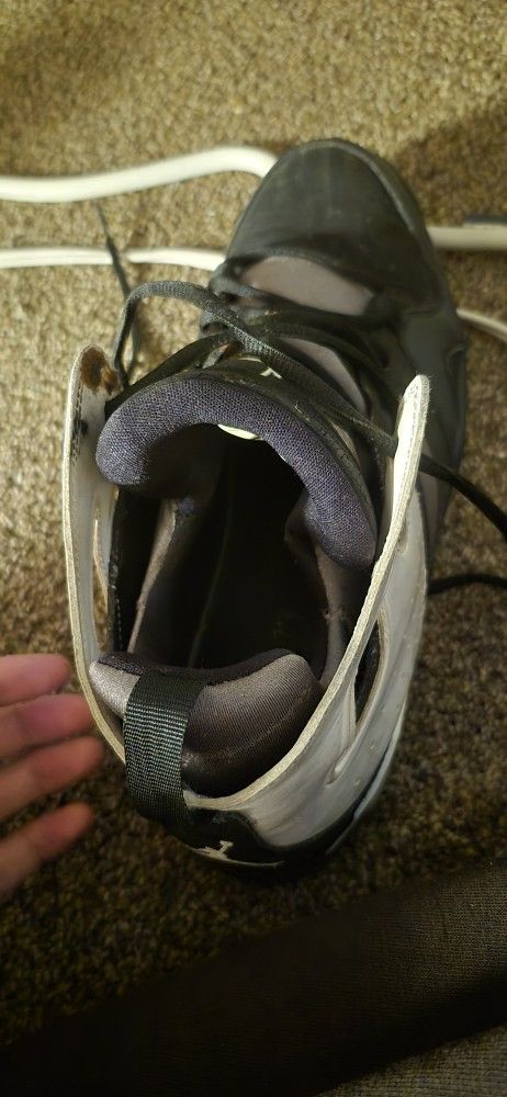 Jordans 12