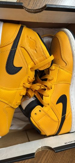 Youth Size 4 Air Jordan