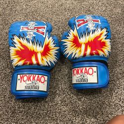 YOKKAO 10OZ FIGHTING GLOVES