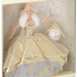 Holiday Barbie special edition 2000