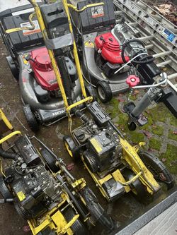 John Deere E35 Lawn Edger - Pull Start W/Extra Blades  