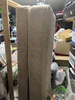 New Twin Mattress And Box Spring 