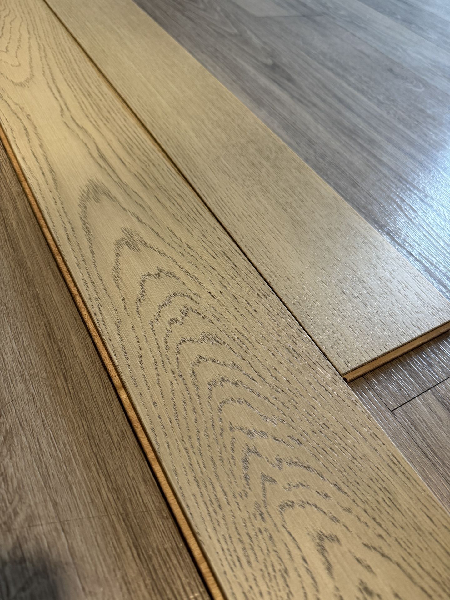 Engineered Hardwood 351 Sq Ft
