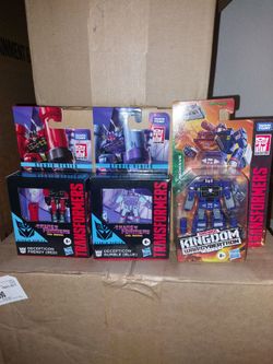 Transformers core class lot