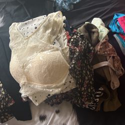 Clothing Lot Size Small Medium And Juicy Jacket Is Size Large 