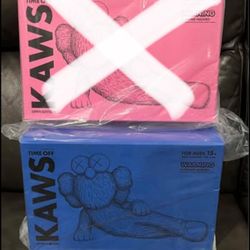 Kaws Time Off vinyl Figures NEW  100% AUTHENTIC 