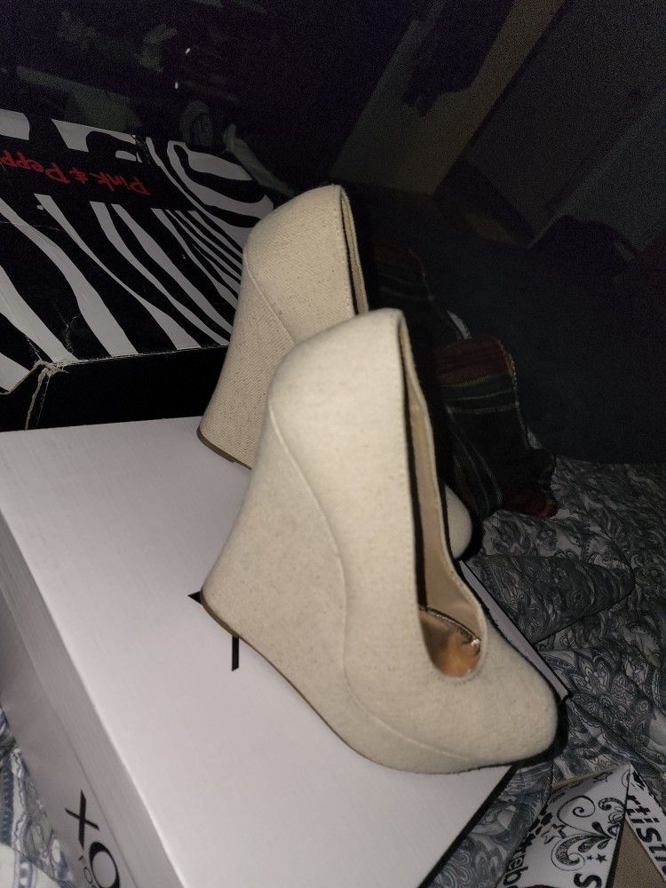 Wedge Shoes SIZE 7 BRASH BRAND