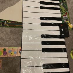 Giant Piano