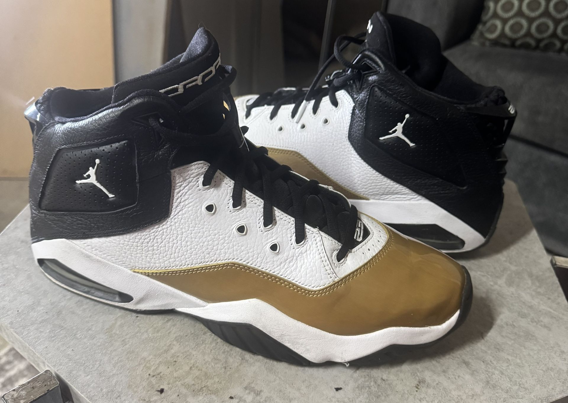 Air Jordan B'Loyal 'White Black Gold' CT1603-100