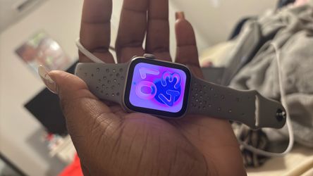Apple Watch SE 3