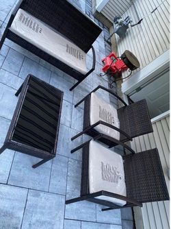 NEW In Box Large Wide 45”/25.5” Outdoor Wicker Patio Furnitures Set (Delivery)