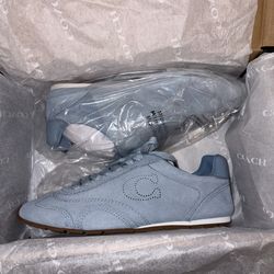 COACH suede shoes size 6 in color blue