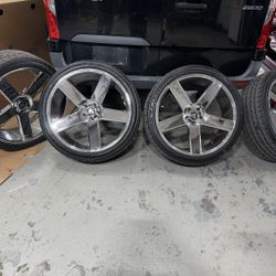 24 INCH DUBS CHROME 5x120