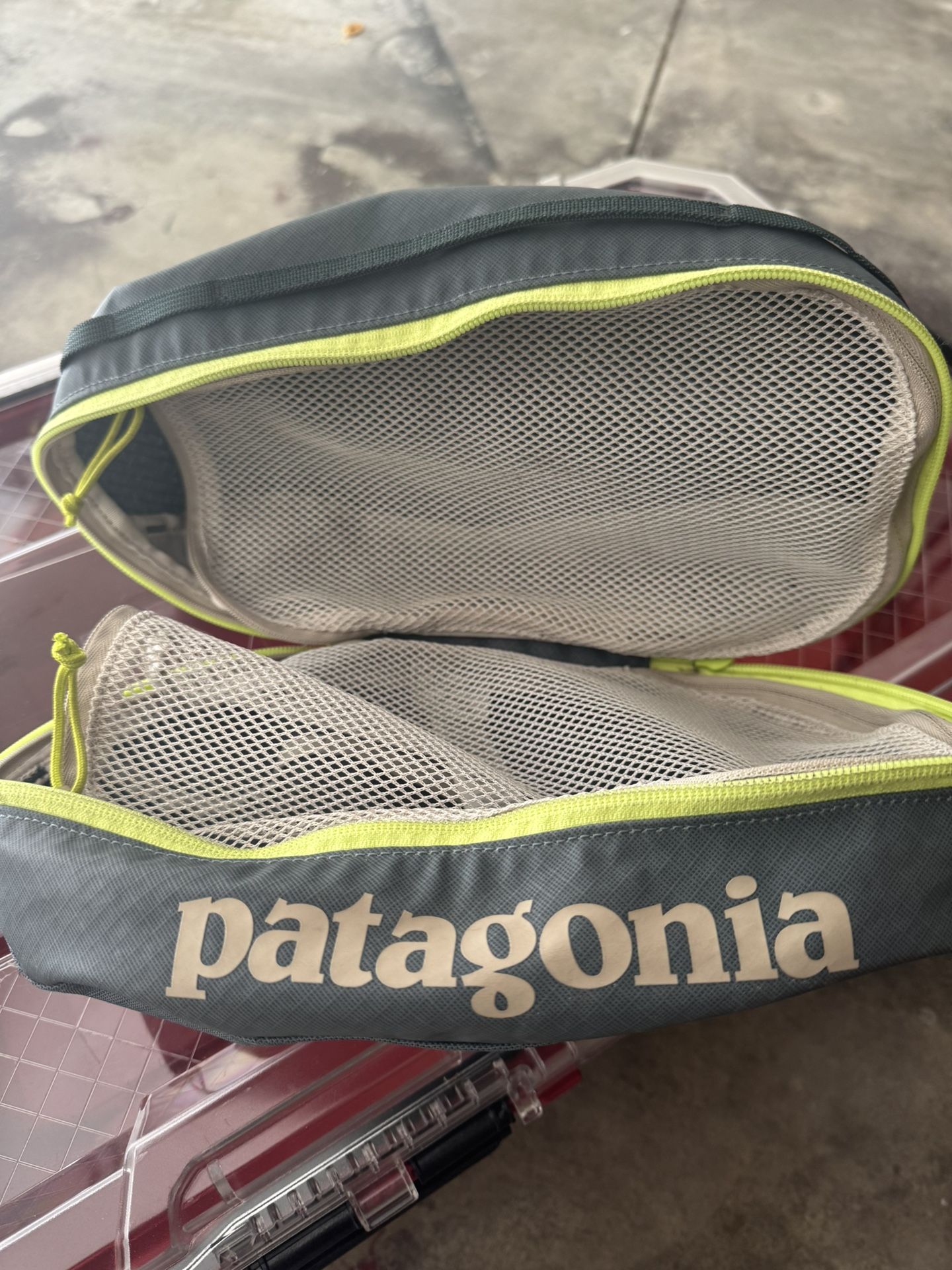 Patagonia Black Hole Cube Medium 6L