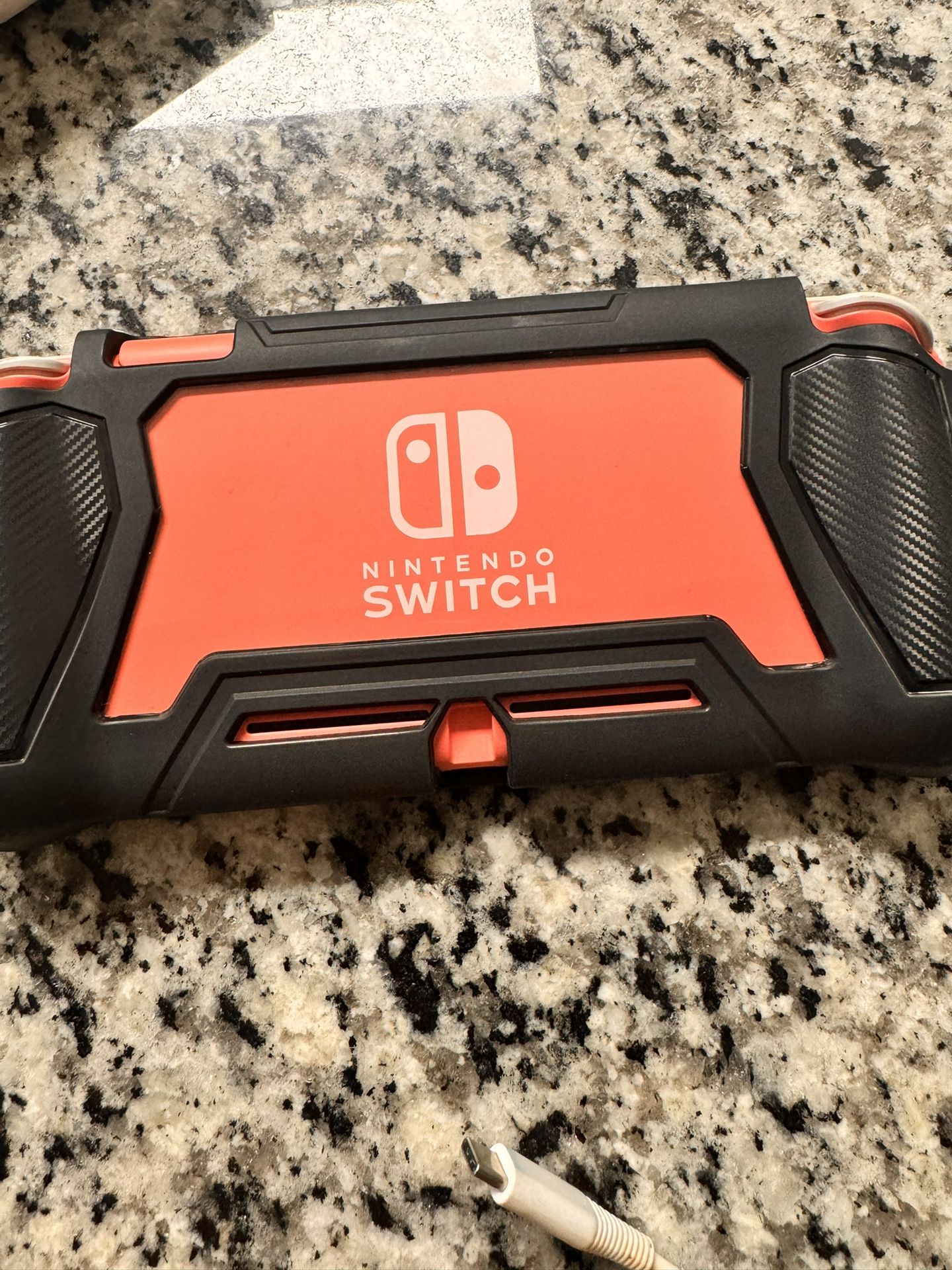 Nintendo  Switch 