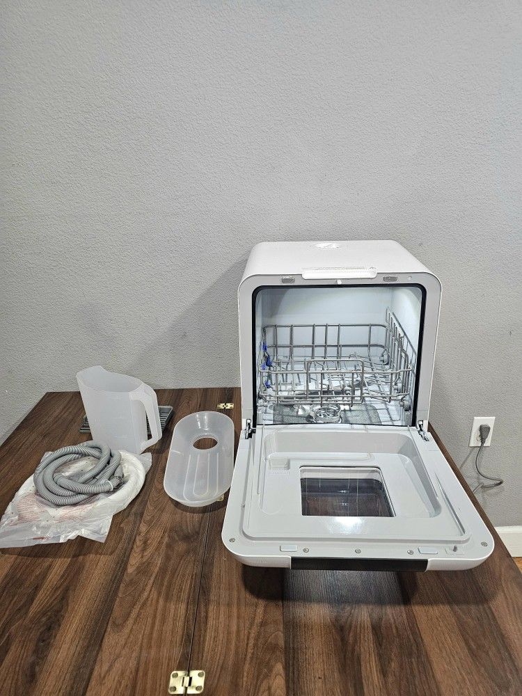 comfee portable countertop dishwasher white built in tank
