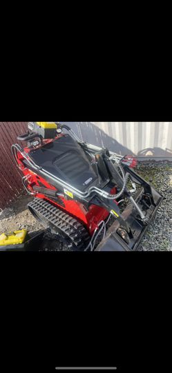 Mini Skid Steer & Mini Excavator 