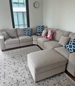 Sectional couch