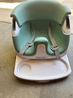 Baby Toddle booster feeding chair