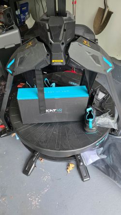 KatWalk C2 Core VR Treadmill + extras