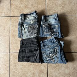 ROCK REVIVAL JEANS