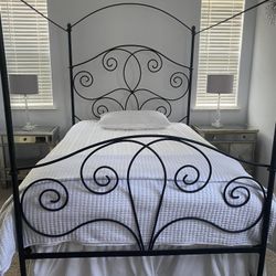 Z Gallerie Queen Wrought Iron Canopy Bed Frame 