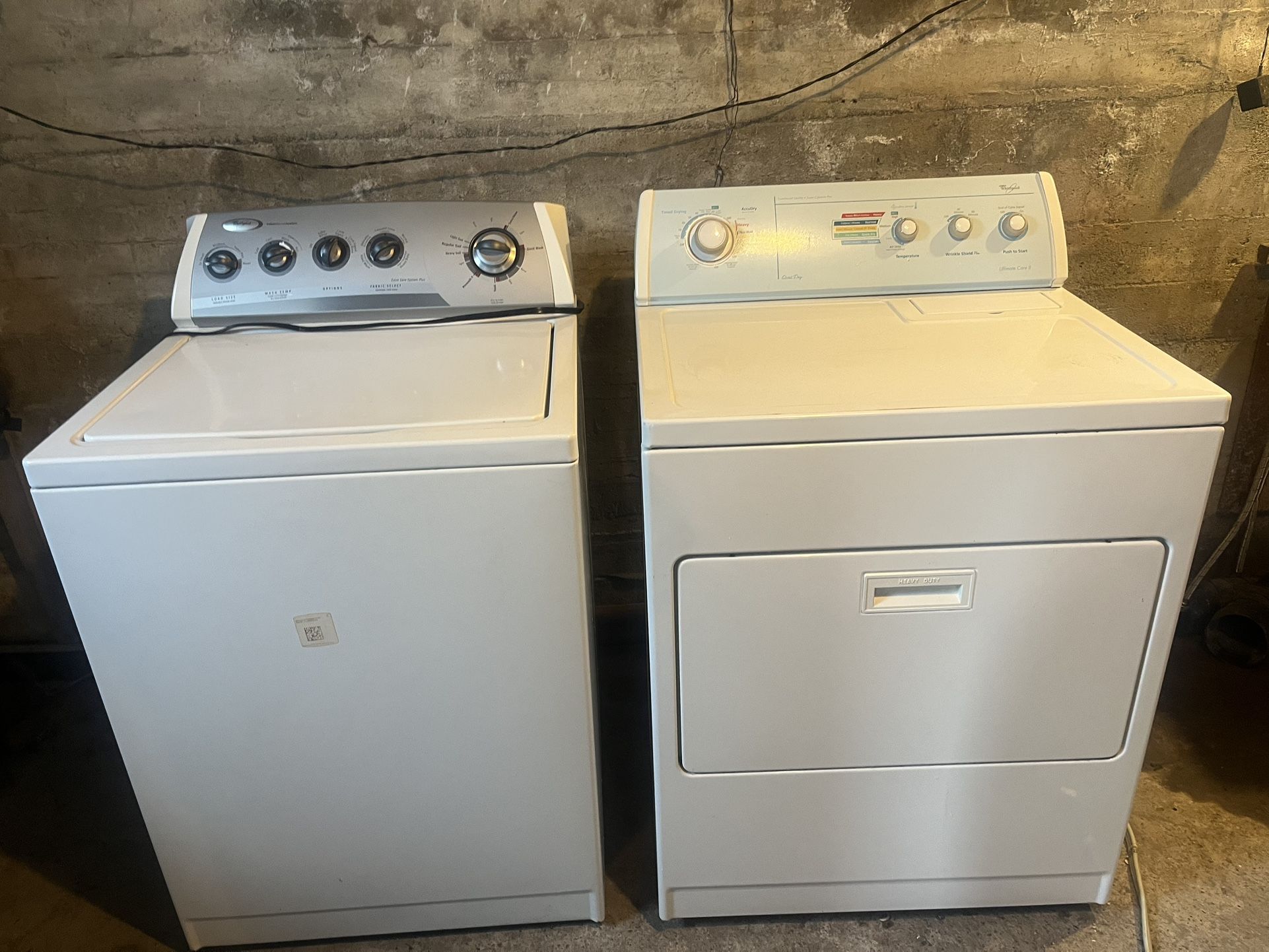 Washer and dryer works perfect
