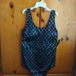 One Piece Bathing Suit 🩱 New 