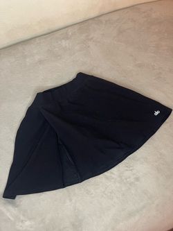 BLACK ALO SKIRT SIZE L