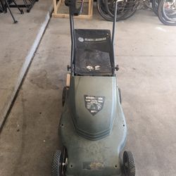 Electric Lawn Mower Black & Decker